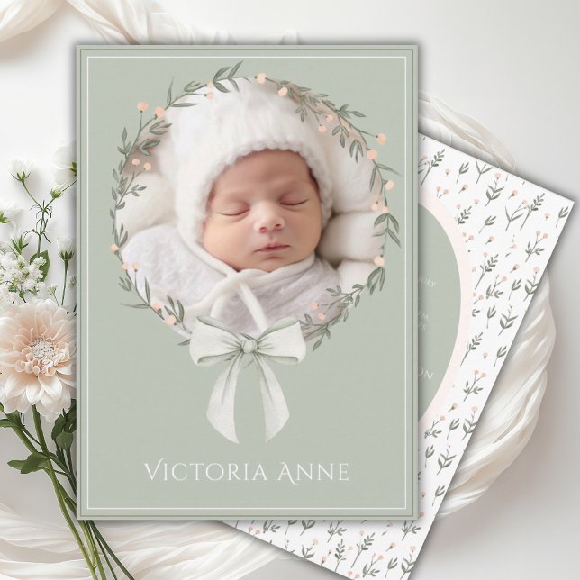 Convite Vintage Elegant Sage Baby Girl Birth Announcement (Criador carregado)