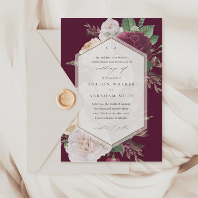 Convite Vintage Floral Wedding (Vintage floral bouquet maroon wedding invitations.)