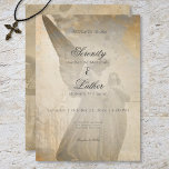 Convite Vintage Gothic Stone Angel Wedding<br><div class="desc">Aceite o misterioso prazer gótico do seu dia especial com este design inspirado na vintage. Este simples e elegante design de convite de casamento apresenta um fundo de um par de monumentos anjos de cemitério de pedra num pergaminho envelhecido de fundo de vintagem colorida. O texto aparece sobre uma cobertura...</div>