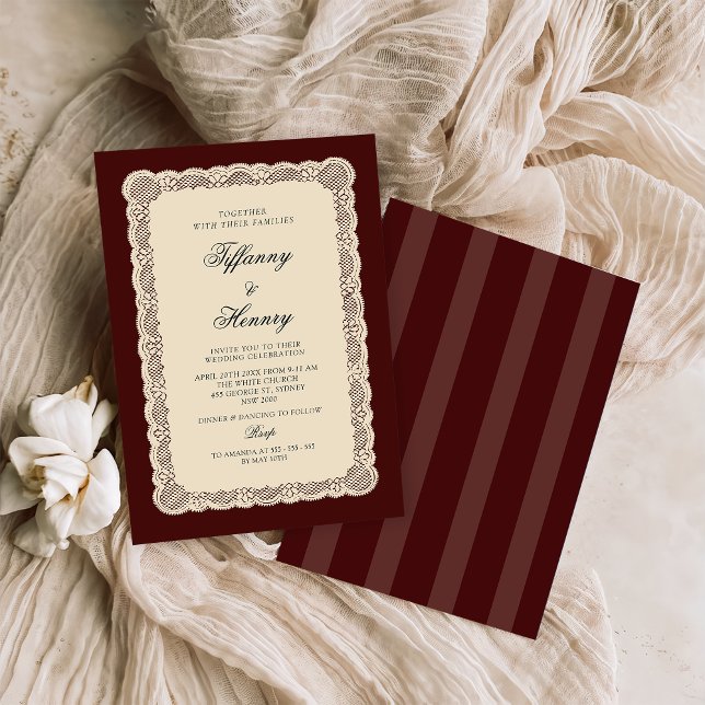 Convite Vintage Lace Burgundy Wedding Invitation (Criador carregado)