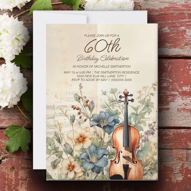 Convite Vintage Violin Dusty Blue Flowers 60º Aniversário (Vintage violin 60th birthday party invitation for women.)