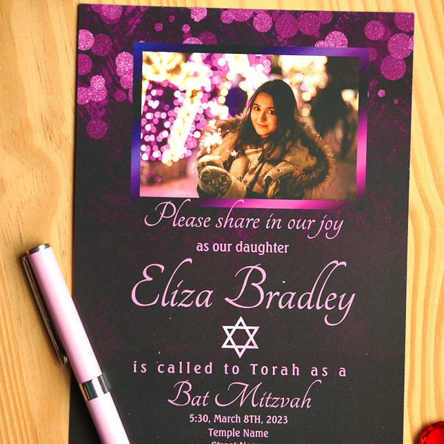 Convite Violeta, Bat Roxo Mitzvah Convidam com Estrela de  (Pink and dark purple bat mitzvah invitation with star of david and photo)