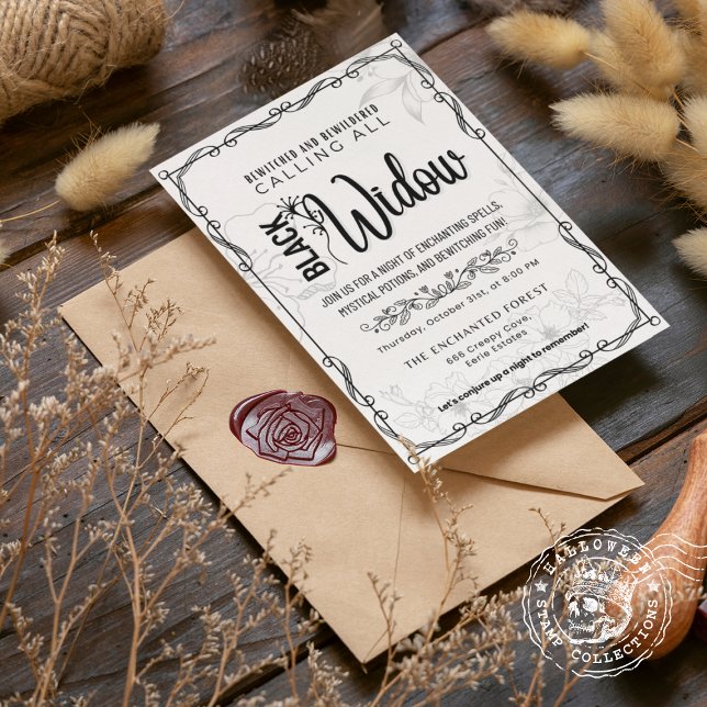 Convite Viúva Negra Assustada e Amarelada Preta e Branco (Black Widow Bewitched and Bewildered Black & White Invitation cover from The Beekeeper Store)