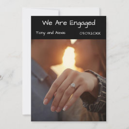 Convite We Are Engaged Photo Announcement Card | Modern 