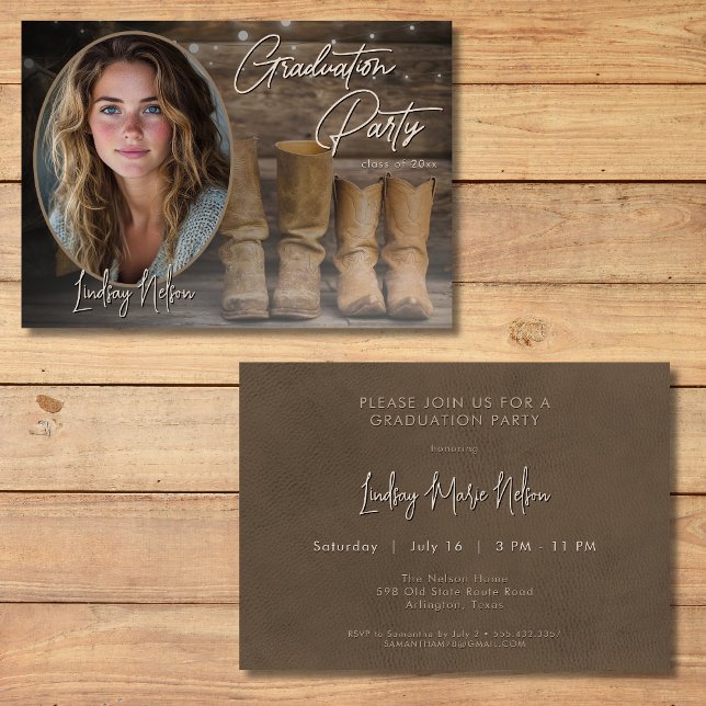 Convite Western Cowboy Boots Festa de formatura de Fotogra (Western Cowboy Boots Rustic Photo Graduation Party Invitation)
