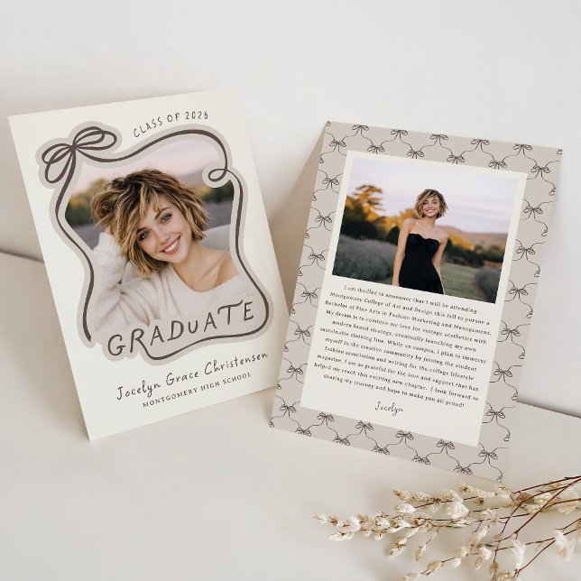 Convite Whimsical Bow Frame Future Plans Graduation (Front and Back View)