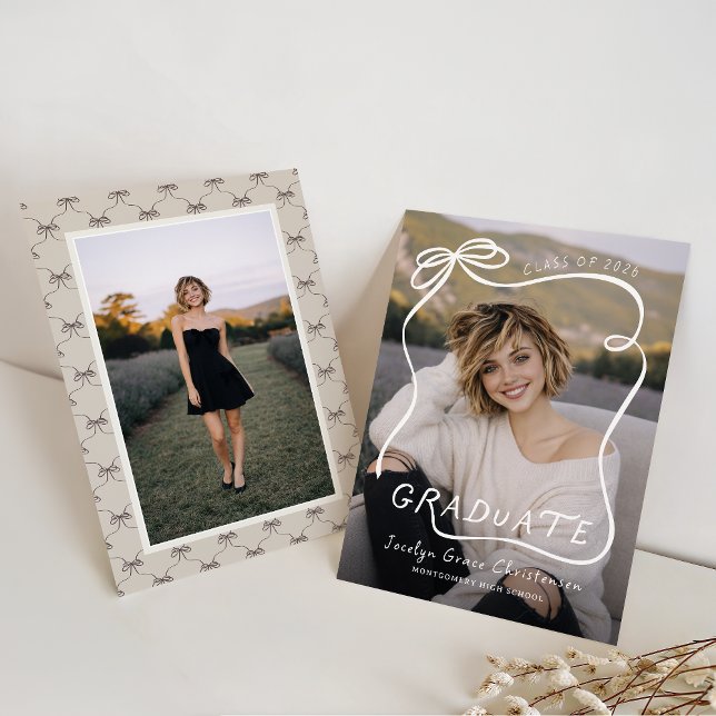 Convite Whimsical Bow Frame Overlay Graduation (Front and Back View)