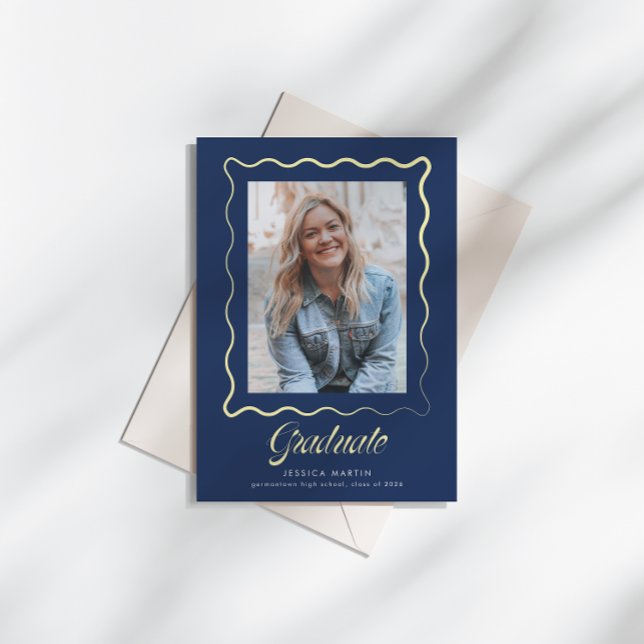 Convite Whimsical Wavy Border Graduation Announcement (Criador carregado)