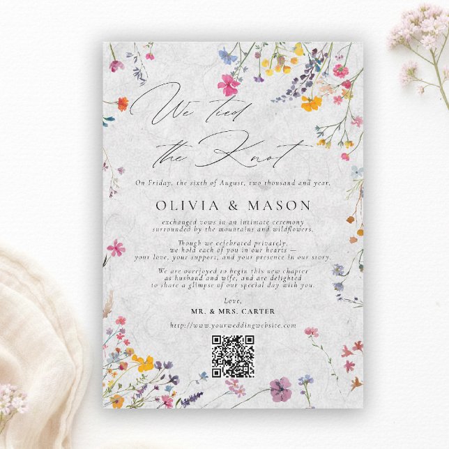 Convite Wildflower Garden Modern Wedding Announcement (wildflower wedding announcement watercolor garden backyard barn summer spring elegant romantic ivory)