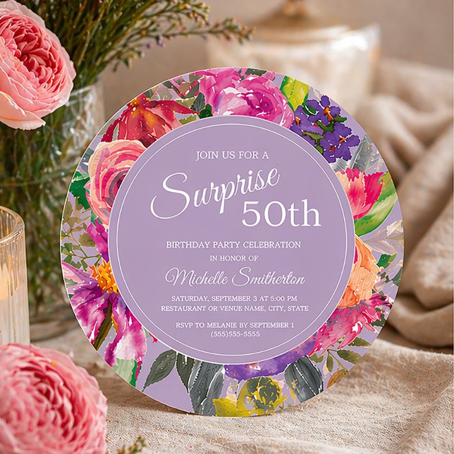 Convite Wildflowers Purple Pink 50th Birthday (Round 50th birthday party invitation with purple and pink watercolor wildflowers)