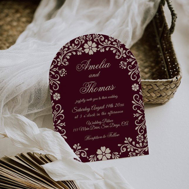 Convite Wine Red Mexican Floral Wedding Invitation (Criador carregado)