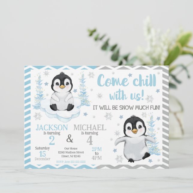 Convite Winter Cute Penguins Joint Birthday (Em pé/Frente)