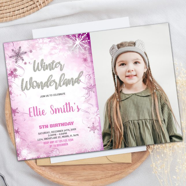 Convite Winter Wonderland Birthday Invoca Foto Rosa (Winter Wonderland Birthday Invitations Pink photo)