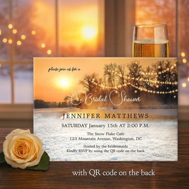 Convite Winter Wonderland String Luzes QR Chá de panela (Bridal shower invitation showing a winter wonderland at sunset with sparkling snow and string lights)