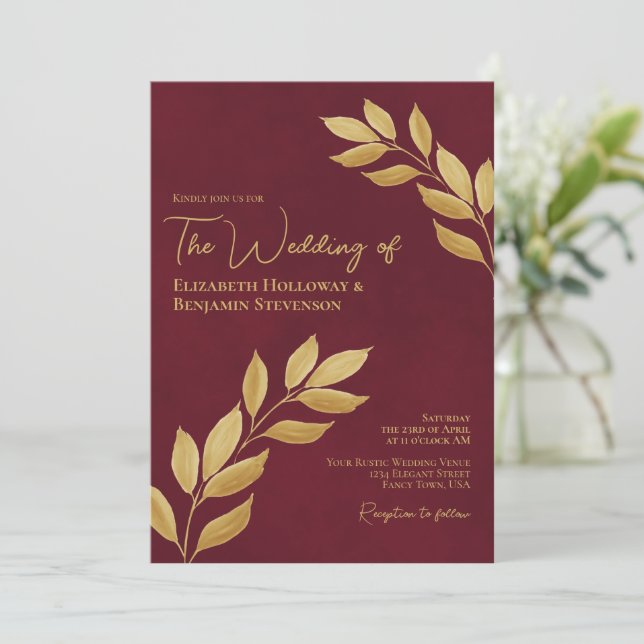 Convite Wistful Leaves Elegant Burgundy & Gold Wedding (Em pé/Frente)