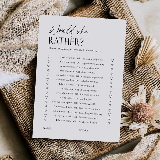 Convite Would She Rather Bridal Shower Game Trivia Card (Criador carregado)