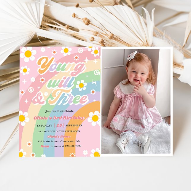 Convite Young Wild Three Groovy Daisy Rainbow aniversário  (Criador carregado)