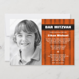 Convites alaranjados de Mitzvah do bar da foto das