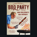 Convites de aniversário CHURRASCOS<br><div class="desc">Disparem a grade! Convites de festas de CHURRASCO de aniversário com o homem retrô se lamentando sobre o fundo de papel vintage. Fiel e divertido!</div>