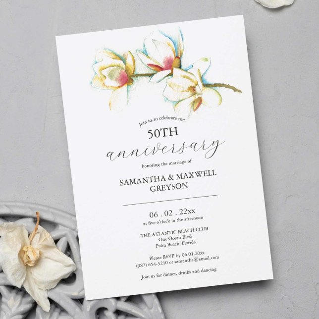 Convites de aniversário de 50 casamentos Floral (50th Wedding Anniversary invitations feature unique watercolor white flowers by Victoria Grigaliunas)