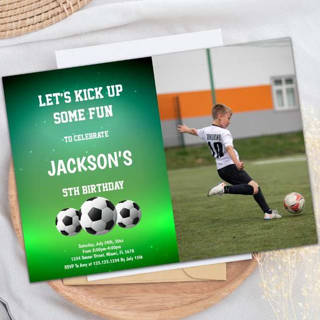 Convites de festas desportivos personalizáveis par (Three Balls Soccer Birthday Invitations with photo)