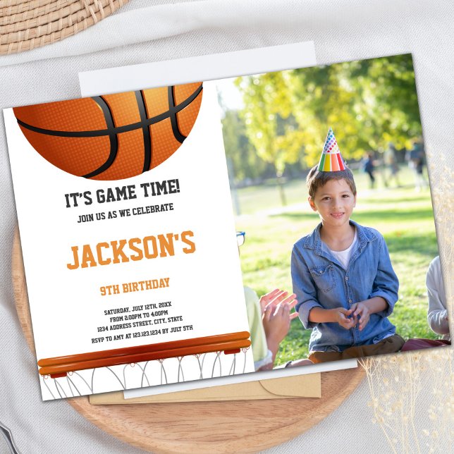 Convites de festas desportivos personalizáveis par (White Orange Basketball Invitations with photo)