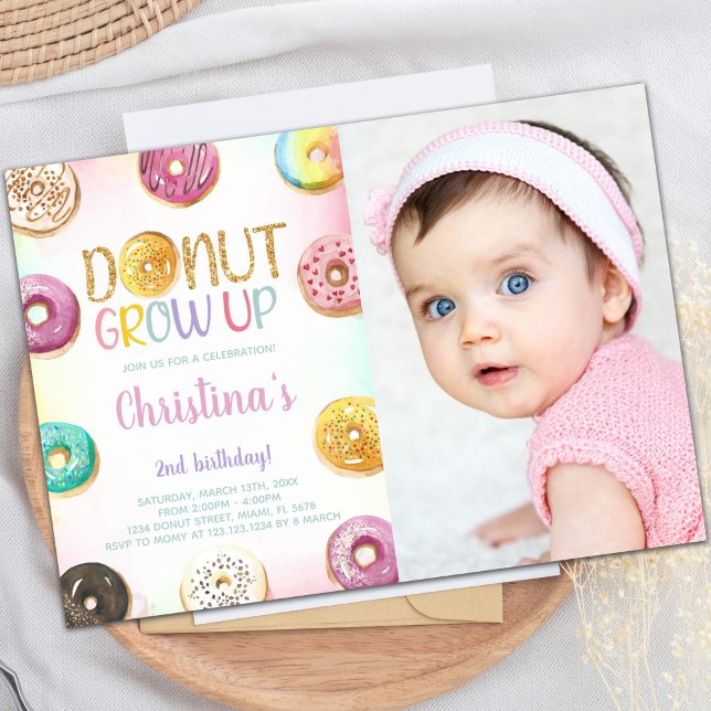 Convites de festas doces personalizáveis para cria (Golden Glitter Donut Birthday Invitations w photo)