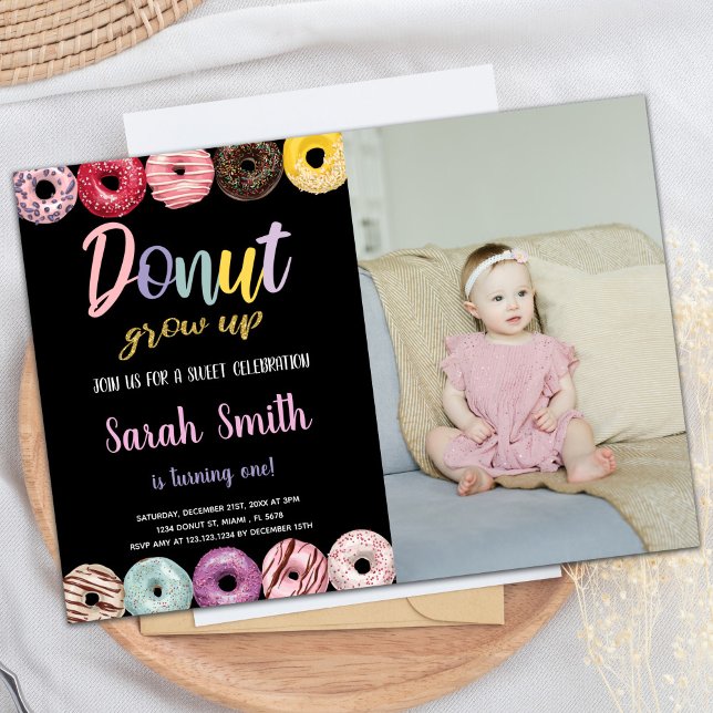 Convites para Rosquinha de Fotografias Amarelas co (Black Glitter Yellow Photo Donut Invitations)