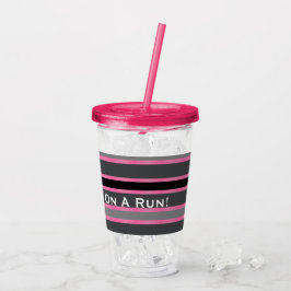Copo De Acrílico Para A Mãe Em Uma Corrida