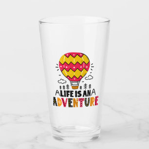 Copo De Pint A vida é uma taça de vidro