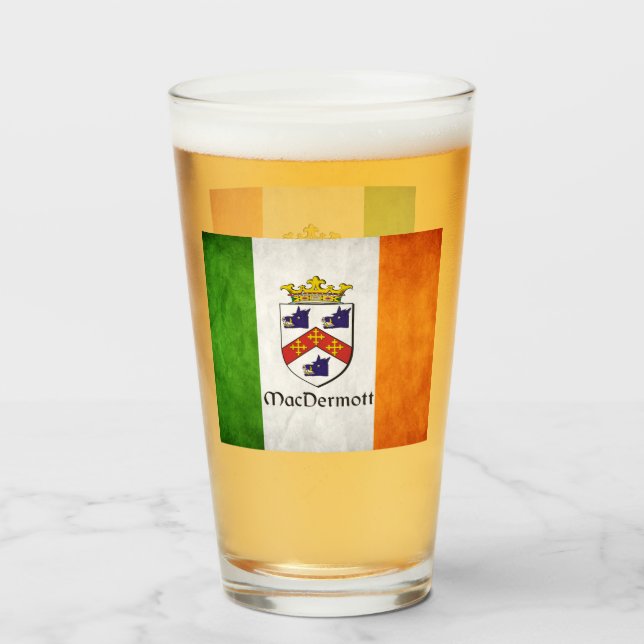 Copo De Pint Apelido MacDermott na Irish Flag (Frente (Preenchido))