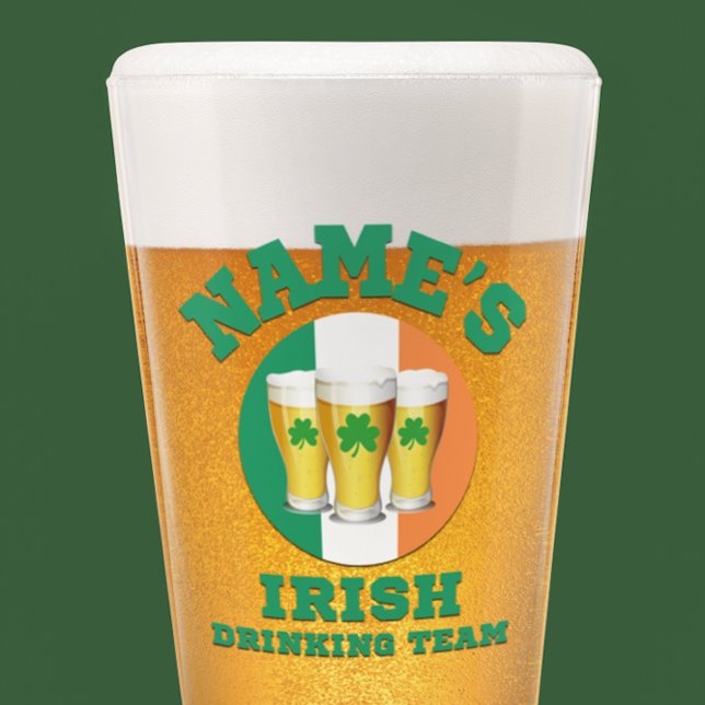 Copo De Pint Bebendo irlandês do Name Team 3 Pint (Custom Irish pint glass for St. Pat's! 🍻 Personalize now!)