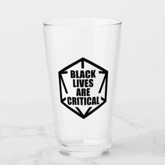 Copo De Pint BLM Black Lives são críticas [B&W]