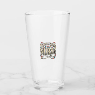 Copo De Pint Camisa de Enfermeira Registrada com Tipografia Flo