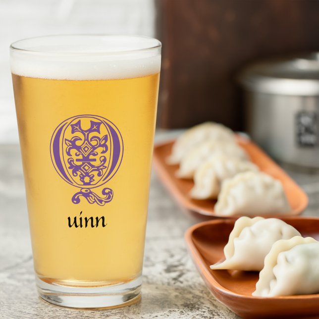 Copo De Pint Capital Decorativo Botânico Medieval Q (Criador carregado)