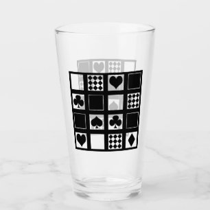 Copo De Pint Casino jogando cartas para o coração atravessa clu