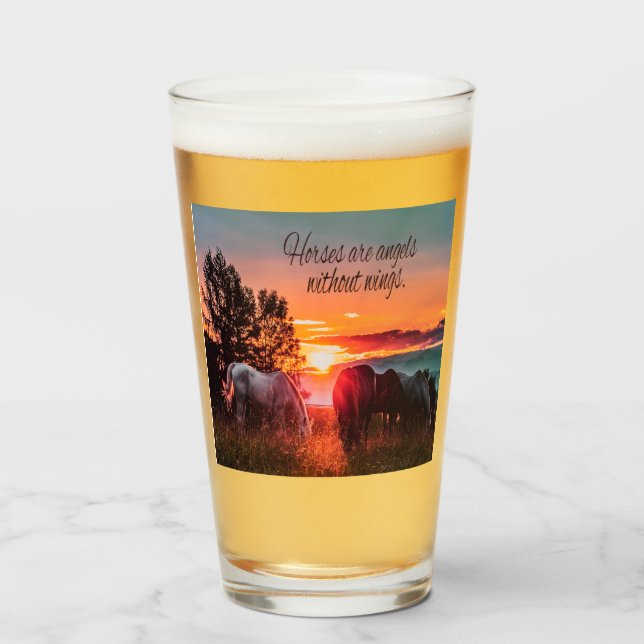 Copo De Pint Cavalos são anjos sem asas (Frente (Preenchido))