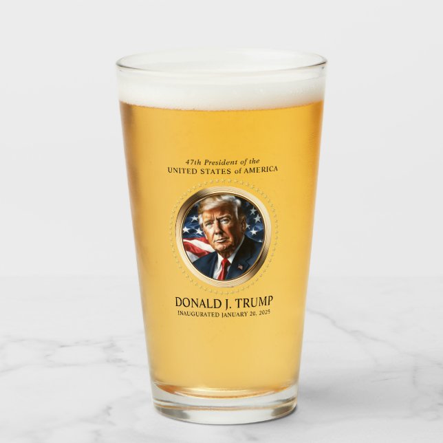 Copo De Pint Cerveja Coletiva de Dia de Inauguração de Trump (Frente (Preenchido))