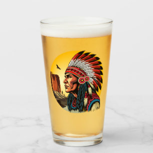 Copo De Pint Chefe Americano Nativo na paisagem selvagem Sunset