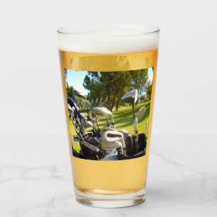 Copo De Pint Cheio De Sacos De Golfe, Vidro De Cerveja
