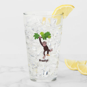Copo De Pint Chimpanzé bonito na selva pendurada em desenho ani