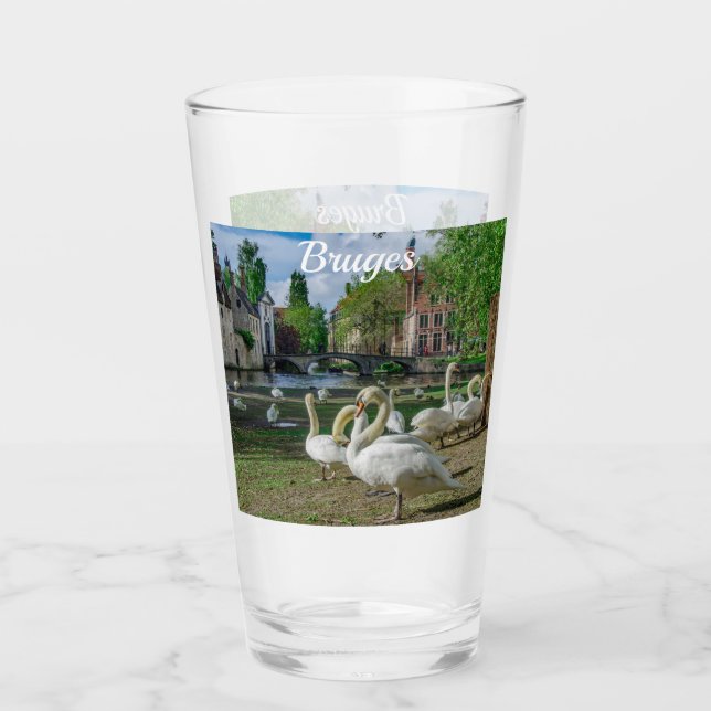 Copo De Pint Cisnes brancas no centro de Bruges (Frente)