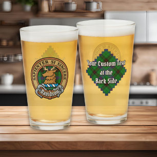 Copo De Pint Clan Davidson Crest sobre Tartan