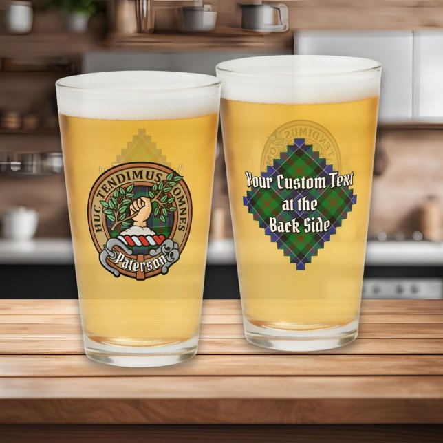 Copo De Pint Clan Paterson Crest sobre Tartan (Criador carregado)