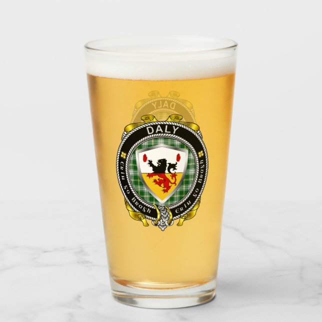 Copo De Pint Daly/O'Daly Irish Shield Beer Glass (Frente (Preenchido))