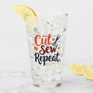 Copo De Pint Design Retro "Cortar Costurar Repetir" Amante da C