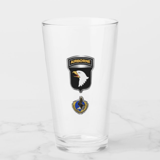 Copo De Pint Divisão Aerotransportada 101 Customizada com Remen (Frente)