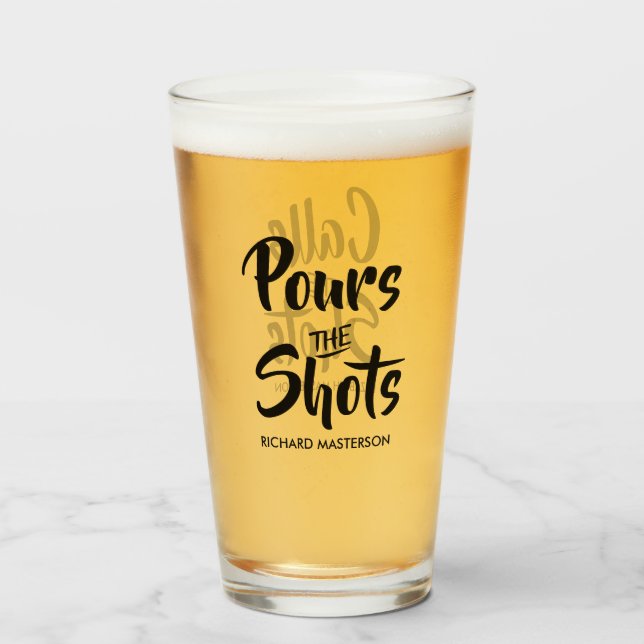 Copo De Pint Engraçado Derrama Os Tiros Decide (Frente (Preenchido))