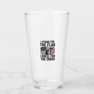 Copo De Pint Ficar pela Bandeira Ajoelhar pela Cruz Camisa Dese