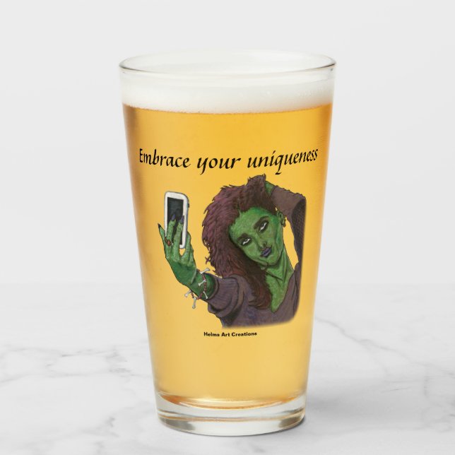 Copo De Pint Goblin Girl Phone Selfie Fantasy Bebendo Glass (Frente (Preenchido))